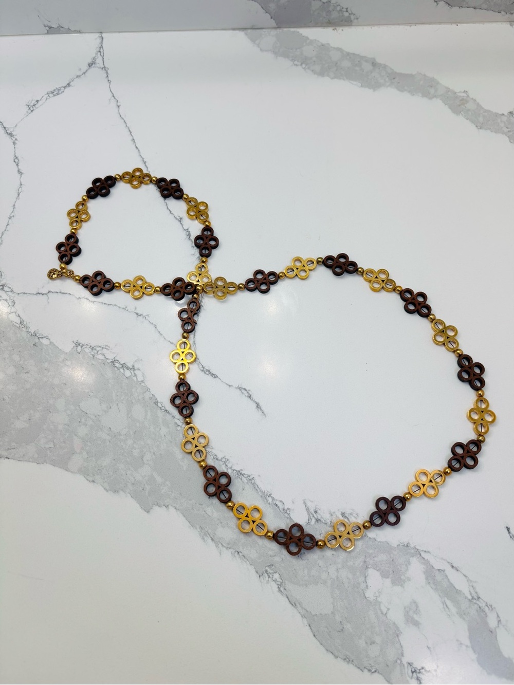 Tory Burch 35” Wood and Gold Logo Chain Necklace, Lariat Style - Picture 3 of 10